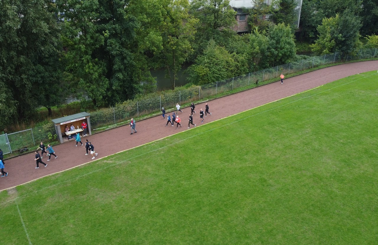 Bild vom 13. Benefizlauf im Jahr 2022. Dies ist das 444. Bild.